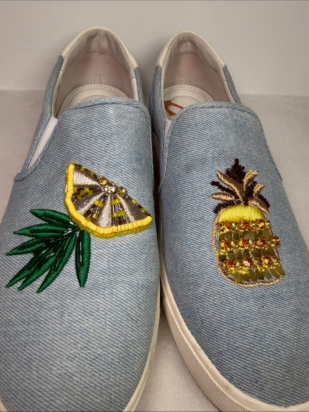 Sam Edelman Womens Evelina Pineapple Sequin Slip On Denim Sneakers Blue Size 9M - Picture 2 of 11